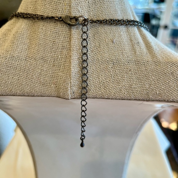 Round Pendant Necklace of Oxidized Silver and Black Onyx - Picture 5 of 16